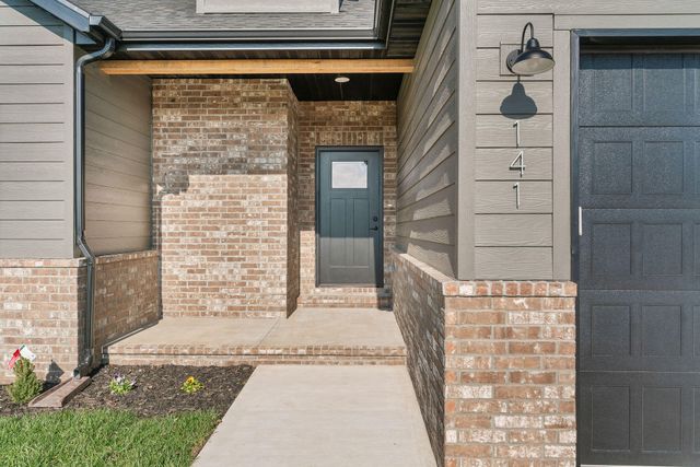 1436 N Carter Way, Republic, MO 65738
