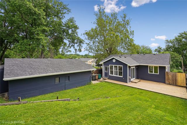 1018 5th Street, West Des Moines, IA 50265