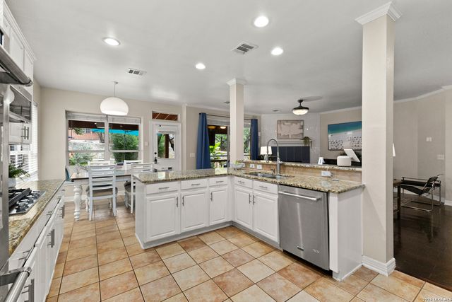 1303 Charlisas Way, San Antonio, TX 78216