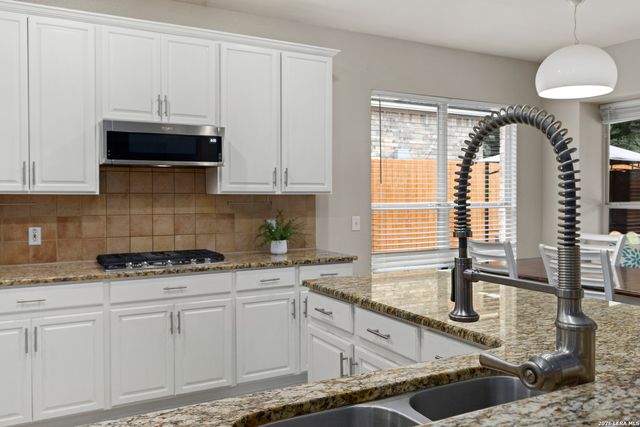 1303 Charlisas Way, San Antonio, TX 78216