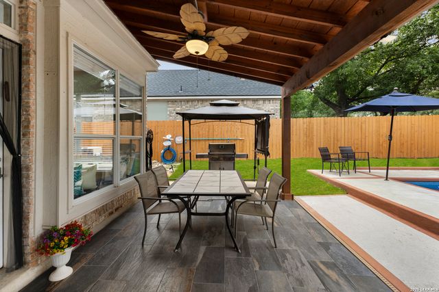 1303 Charlisas Way, San Antonio, TX 78216