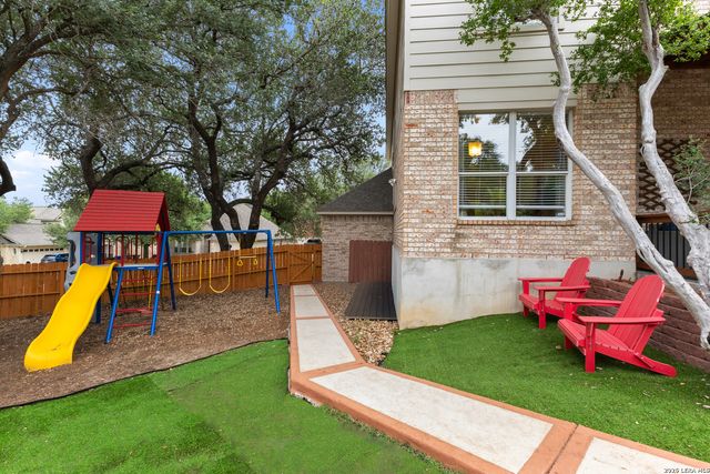 1303 Charlisas Way, San Antonio, TX 78216