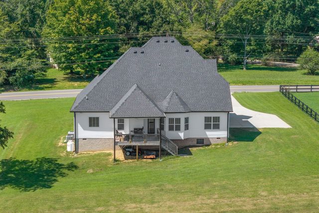 1387 Southside Rd, Southside, TN 37171