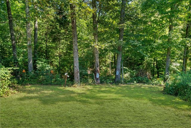 1387 Southside Rd, Southside, TN 37171