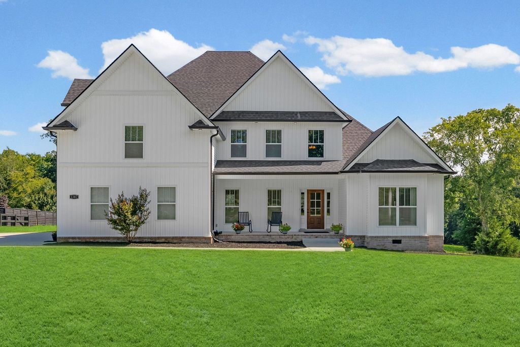 1387 Southside Rd, Southside, TN 37171