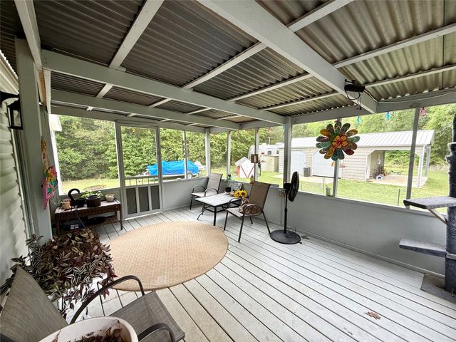 8750 Pinehaven Drive, Keithville, LA 71047