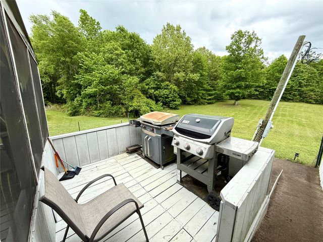 8750 Pinehaven Drive, Keithville, LA 71047