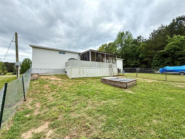 8750 Pinehaven Drive, Keithville, LA 71047