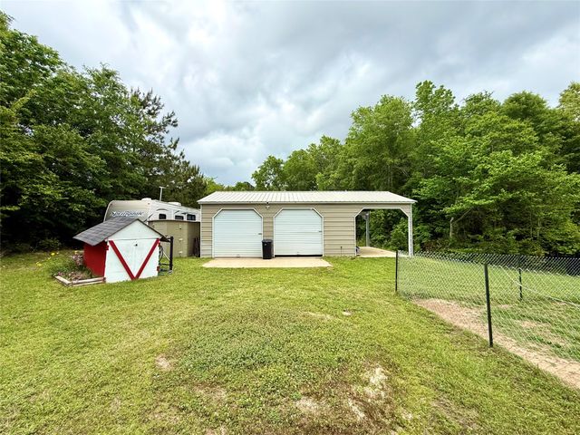 8750 Pinehaven Drive, Keithville, LA 71047