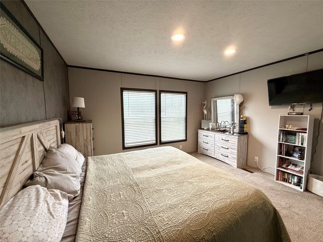 8750 Pinehaven Drive, Keithville, LA 71047