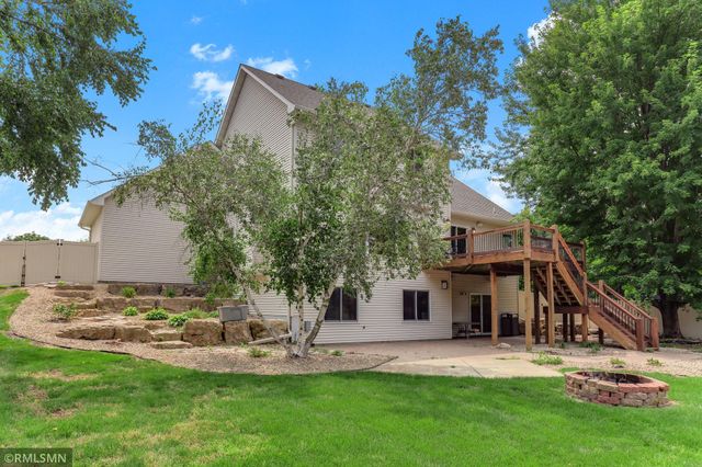 6911 Cambridge Road, Shakopee, MN 55379