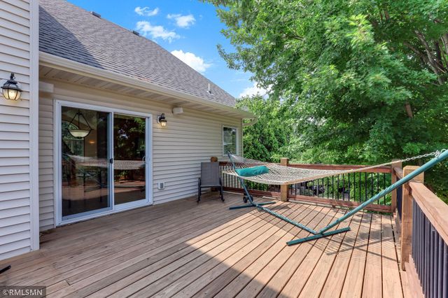 6911 Cambridge Road, Shakopee, MN 55379