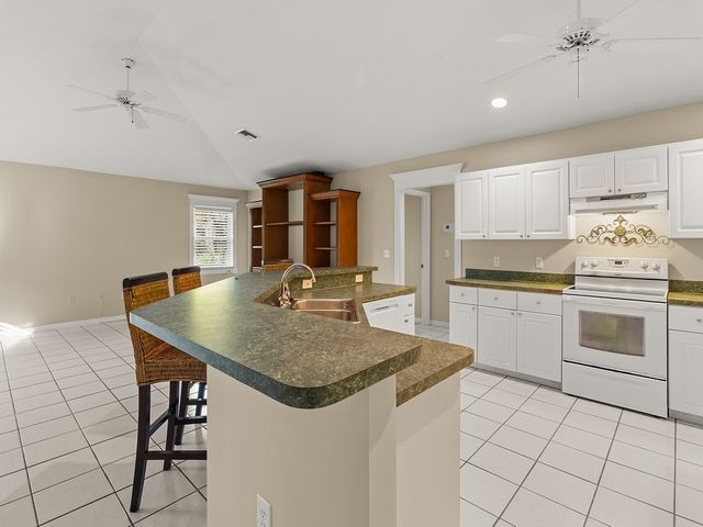 819 20th Avenue, Vero Beach, FL 32960