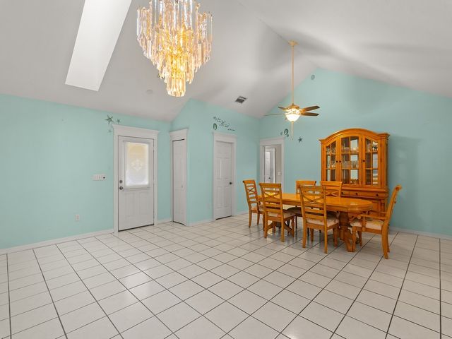 819 20th Avenue, Vero Beach, FL 32960