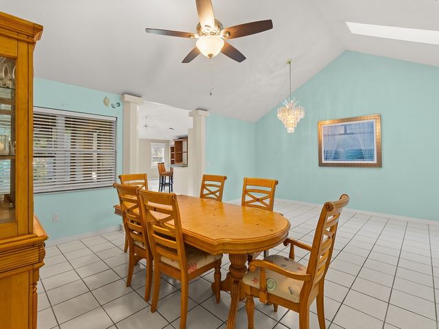 819 20th Avenue, Vero Beach, FL 32960