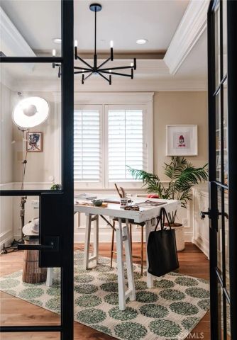 2100 Pine Ave, Manhattan Beach, CA 90266