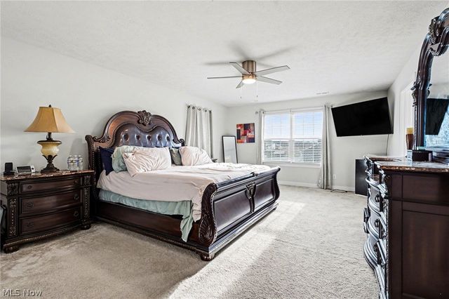 3268 Stoneleigh Road NE, Canton, OH 44721