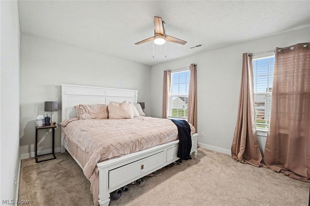 3268 Stoneleigh Road NE, Canton, OH 44721