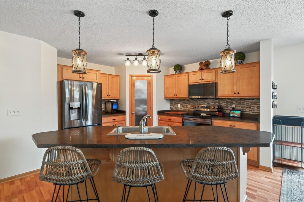 2052 Cobblestone Drive, Cologne, MN 55322 — photo 2