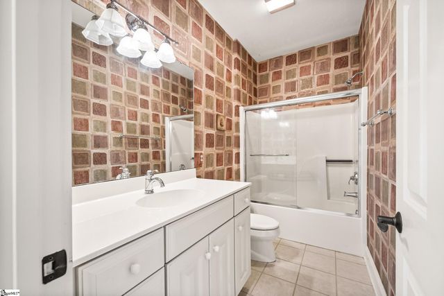 154 Raven Road, Landrum, SC 29356