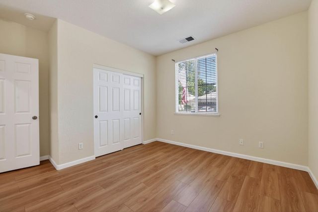 1022 Ashford Ln, Lincoln, CA 95648
