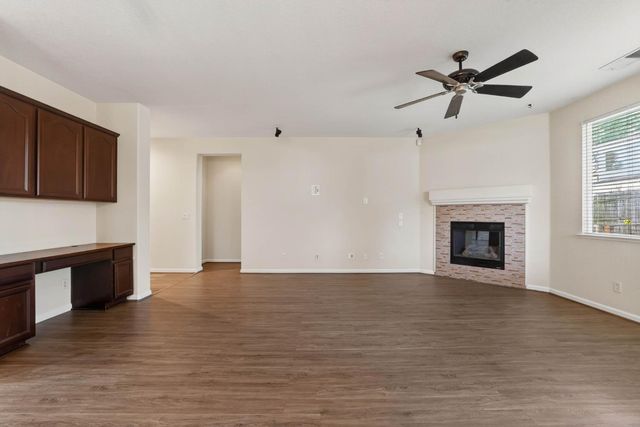 1022 Ashford Ln, Lincoln, CA 95648