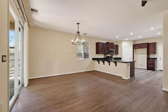 1022 Ashford Ln, Lincoln, CA 95648