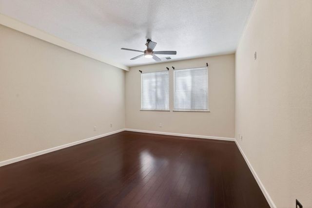 1022 Ashford Ln, Lincoln, CA 95648
