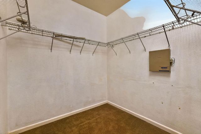1022 Ashford Ln, Lincoln, CA 95648