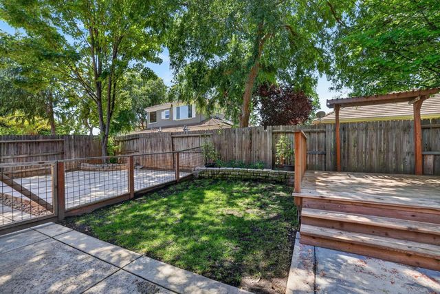 1022 Ashford Ln, Lincoln, CA 95648