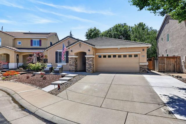 1022 Ashford Ln, Lincoln, CA 95648