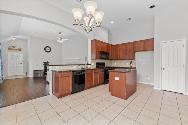 9906 Taylor Springs Lane, Tomball, TX 77375