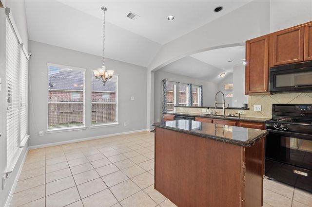 9906 Taylor Springs Lane, Tomball, TX 77375