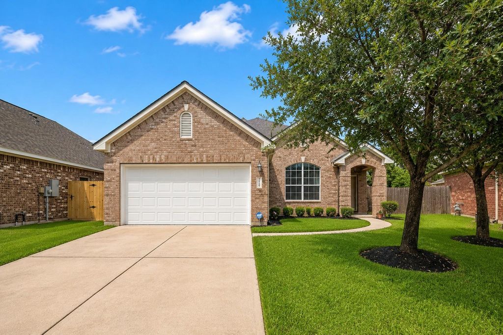 9906 Taylor Springs Lane, Tomball, TX 77375