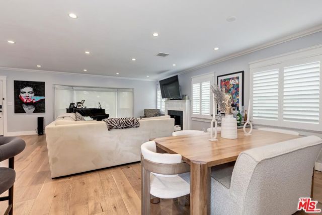 7404 Kentwood Avenue, Los Angeles, CA 90045