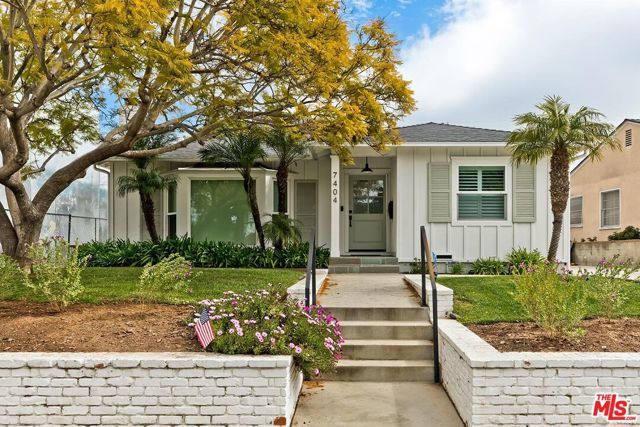 7404 Kentwood Avenue, Los Angeles, CA 90045