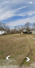509 Navarro Avenue, Mart, TX 76664