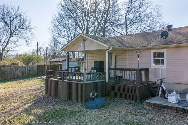 1604 Alma Boulevard, Van Buren, AR 72956