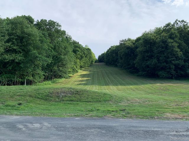 3412 Route 52, Stormville, NY 12582