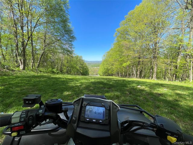 3412 Route 52, Stormville, NY 12582