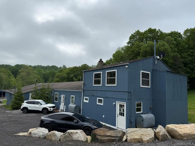 3412 Route 52, Stormville, NY 12582