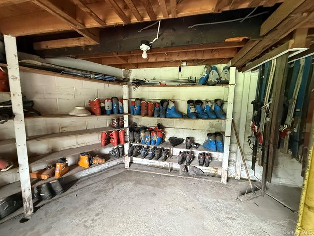 3412 Route 52, Stormville, NY 12582