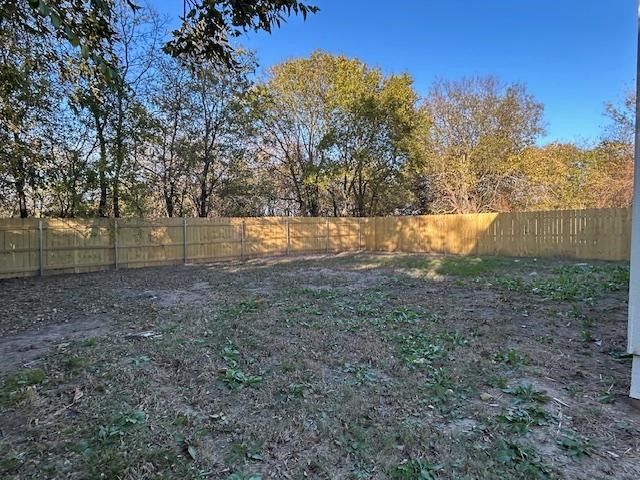 211 E CARDINAL, Ector, TX 75439