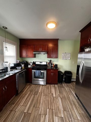 100 Colby Rd 100, Quincy, MA 02171