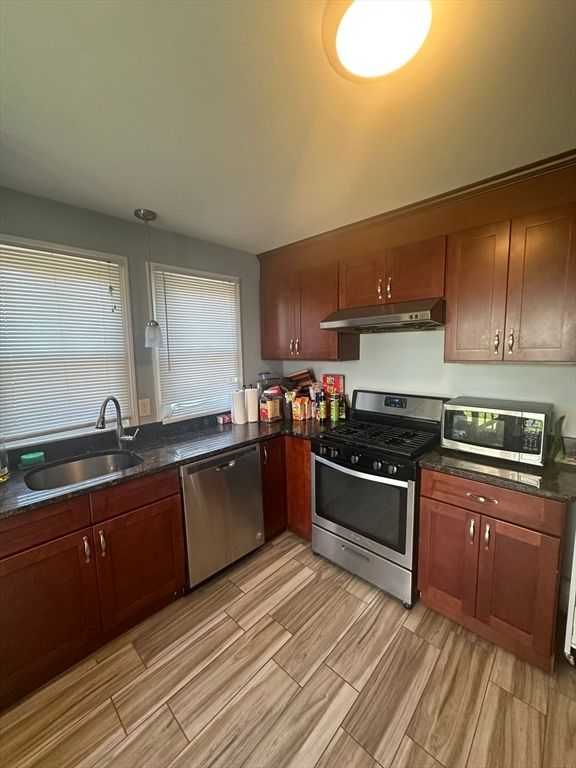 100 Colby Rd 100, Quincy, MA 02171