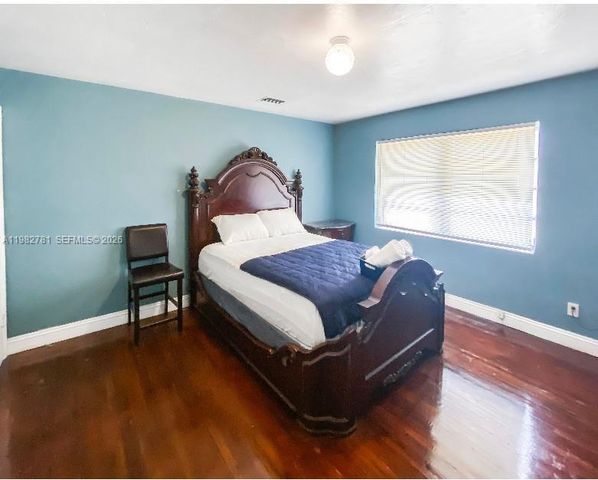 11970 NW 10th Avenue, North Miami, FL 33168