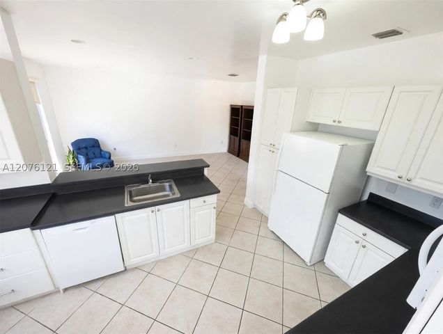 15616 NW 12th Mnr, Pembroke Pines, FL 33028