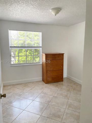 15616 NW 12th Mnr, Pembroke Pines, FL 33028