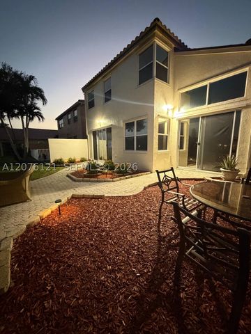 15616 NW 12th Mnr, Pembroke Pines, FL 33028