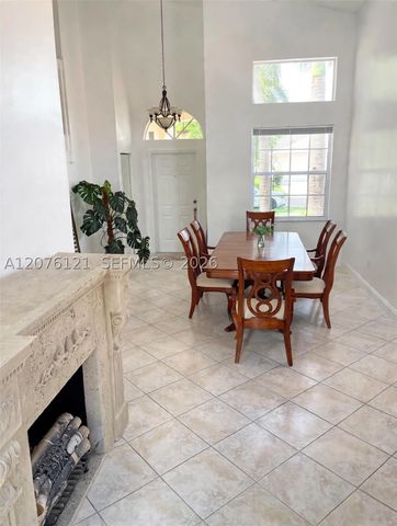 15616 NW 12th Mnr, Pembroke Pines, FL 33028
